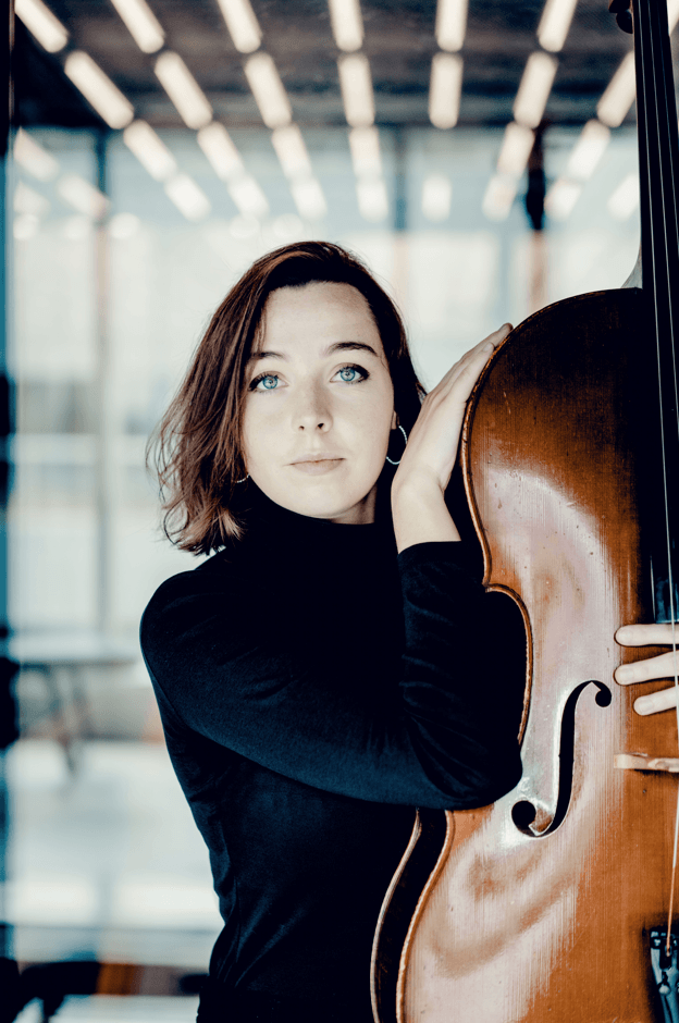 Mary Ellen Woodside Violine